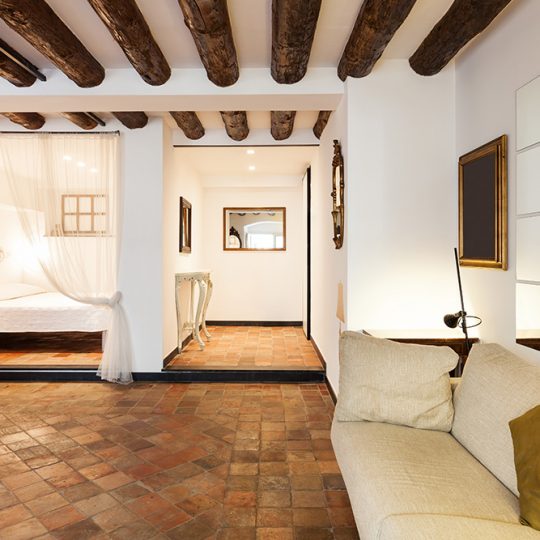 gallery_0001_shutterstock_160330934